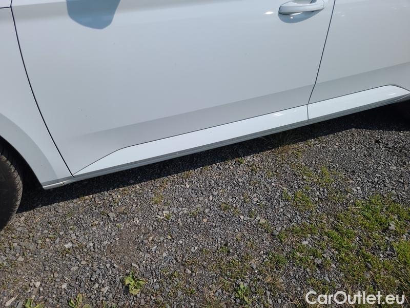  Skoda  Superb  Combi (3V5)(2015) Sup.C.FL2.0TDI 140 Style AT #3