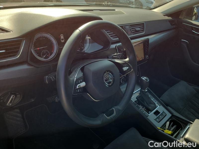  Skoda  Superb  (3V3)(2015) Supe.FL2.0TDI 110 Style AT #6