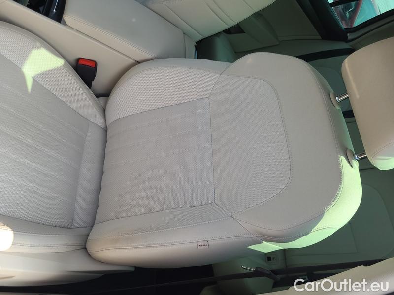  Skoda  Superb  Combi (3V5)(2015) Sup.C.FL2.0TDI 140 Style AT #5