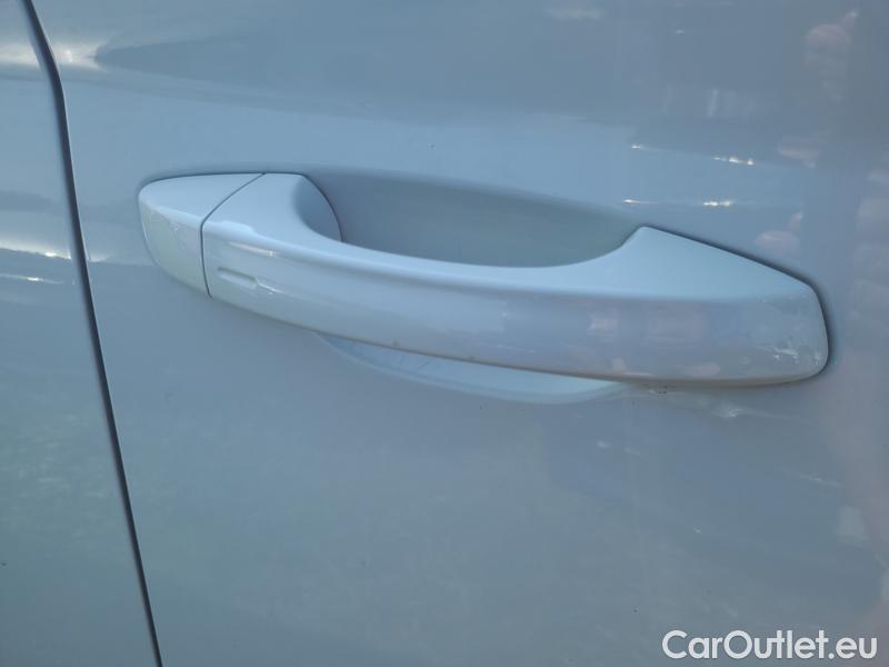  Skoda  Superb  Combi (3V5)(2015) Sup.C.FL2.0TDI 140 Style AT #16