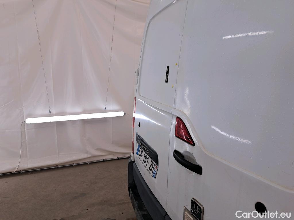  Renault  Master RENAULT  VU 4p Fourgon CA GC F3500 L2H2 dCi 125 #32