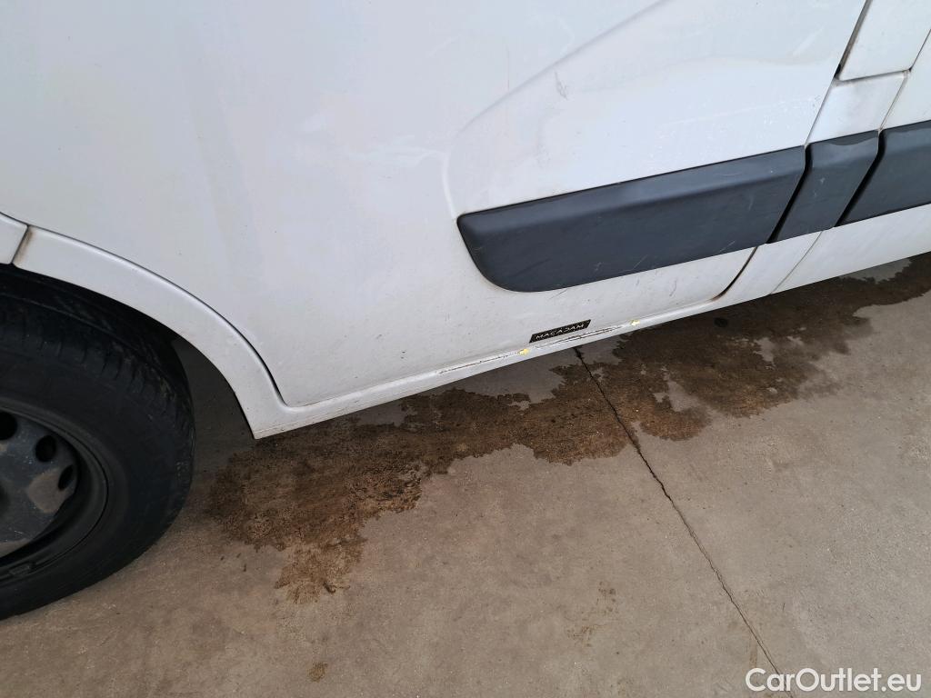  Renault  Master RENAULT  VU 4p Fourgon CA GC F3500 L2H2 dCi 125 #60