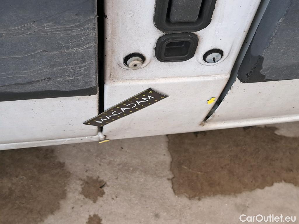  Renault  Master RENAULT  VU 4p Fourgon CA GC F3500 L2H2 dCi 125 #47
