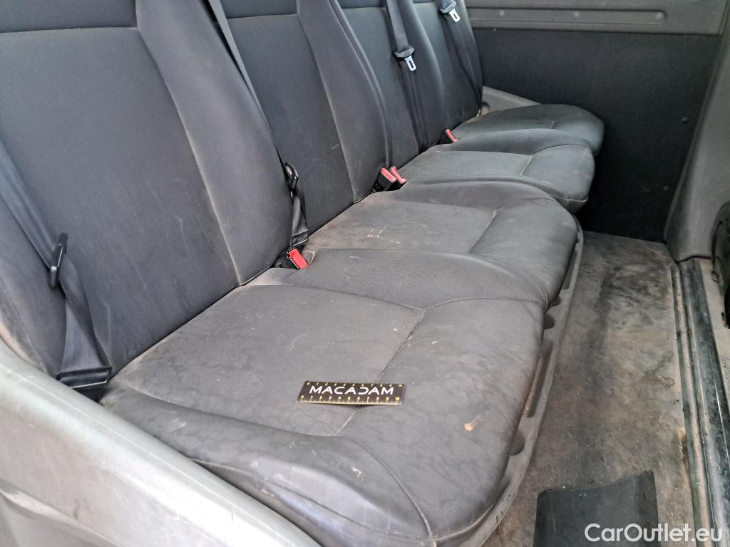  Renault  Master RENAULT  VU 4p Fourgon CA GC F3500 L2H2 dCi 125 #84
