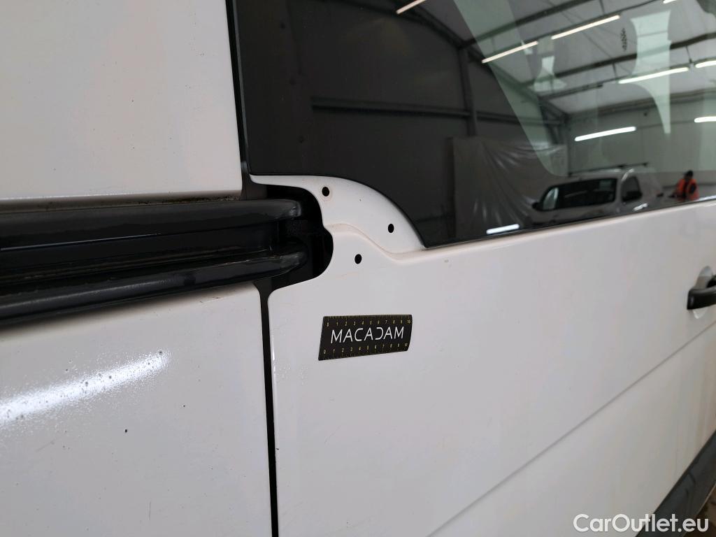  Renault  Master RENAULT  VU 4p Fourgon CA GC F3500 L2H2 dCi 125 #72