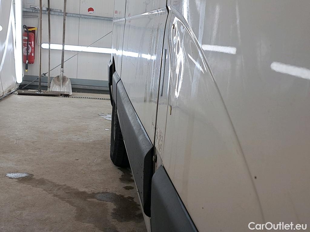  Renault  Master RENAULT  VU 4p Fourgon CA GC F3500 L2H2 dCi 125 #29