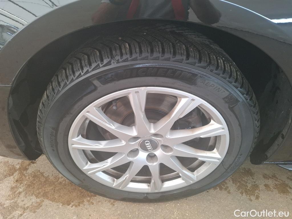  Audi  A4 AUDI  Avant / 2019 / 5P / Break 35 TDI 163 S tronic Business line #66
