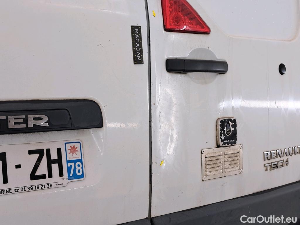  Renault  Master RENAULT  VU 4p Fourgon CA GC F3500 L2H2 dCi 125 #21