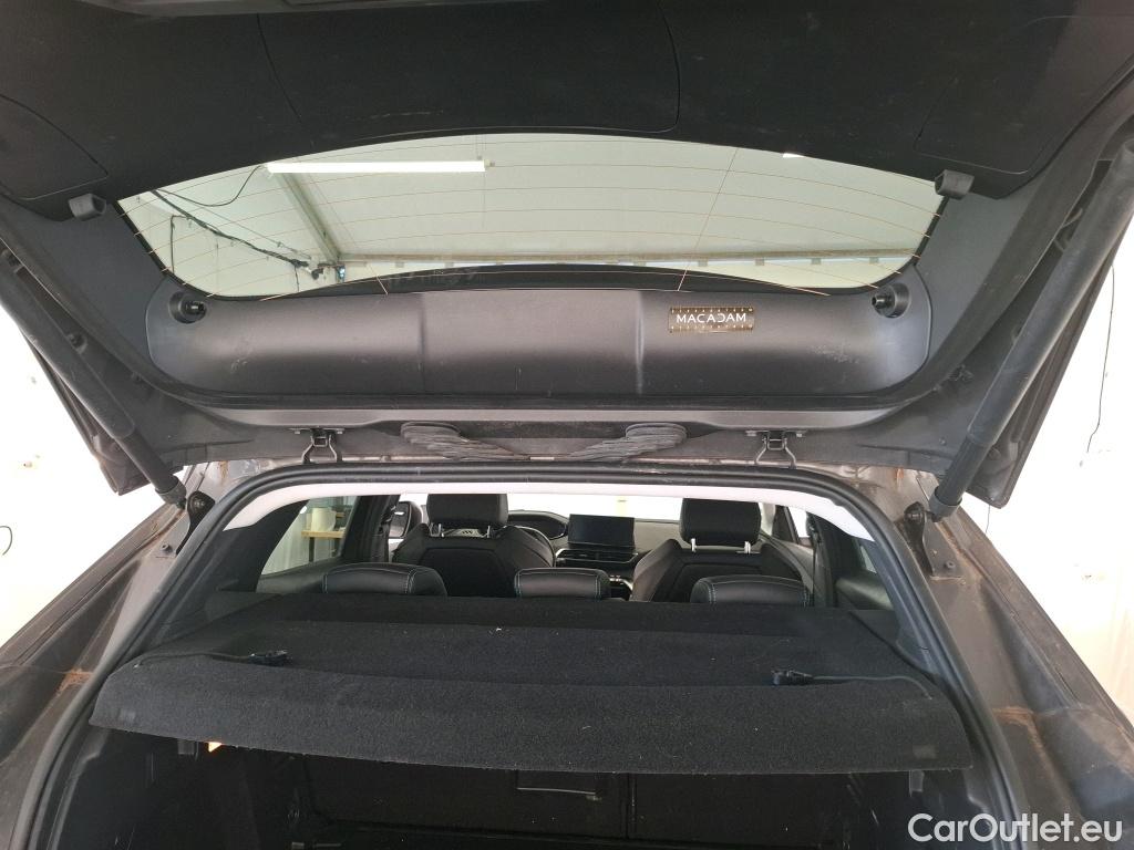  Peugeot  3008  Allure Pack 1.5 HDi 130CV BVA8 E6d #37