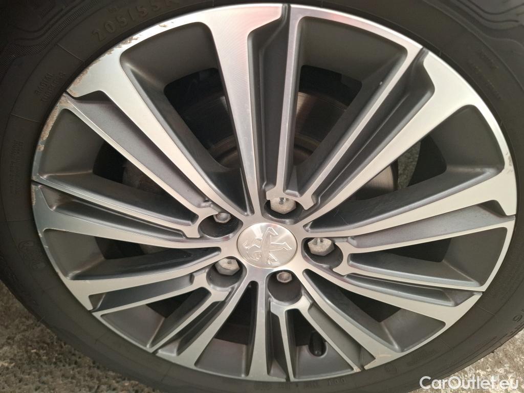  Peugeot  308  Allure Business 1.5 HDi 130CV BVM6 E6d #16