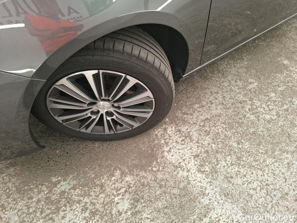  Peugeot  308  Allure Business 1.5 HDi 130CV BVM6 E6d #15