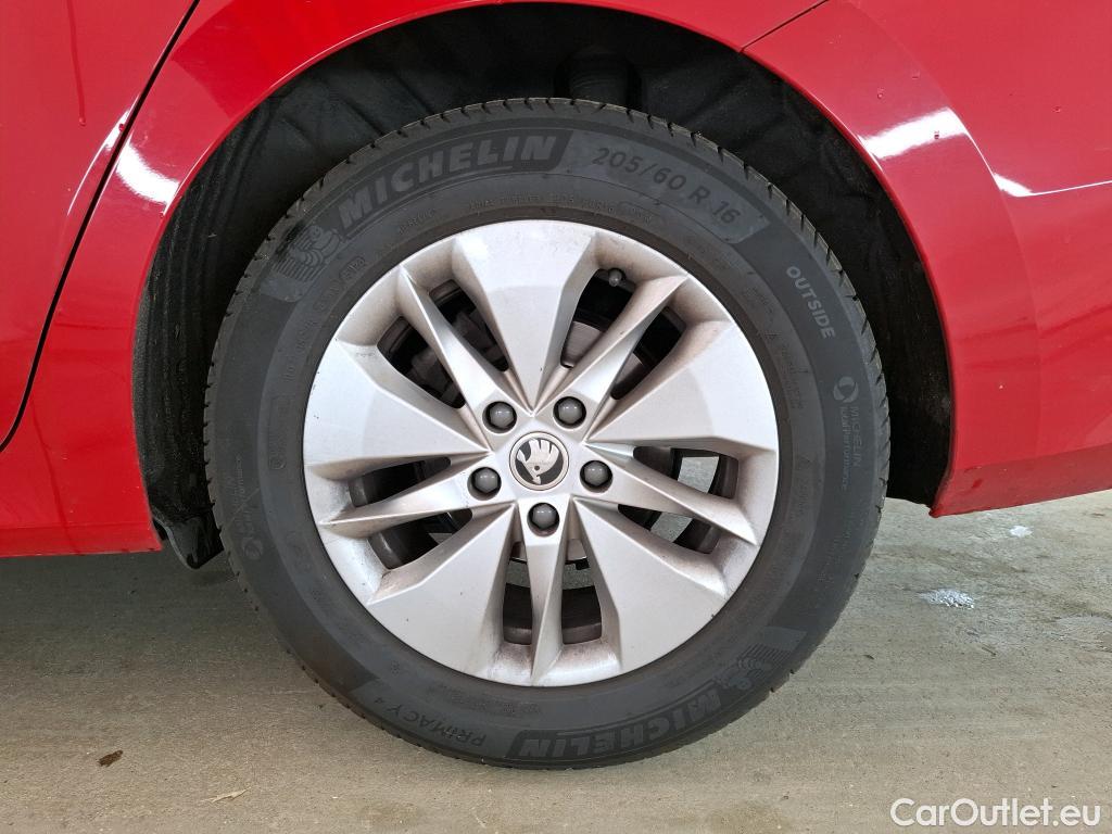  Skoda  Octavia  Combi Business 2.0 TDI 115CV BVM6 E6d #26