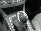  Peugeot  308 Peugeot  SW 1.5 BlueHDi 130 S&S Roadtrip 5d #29
