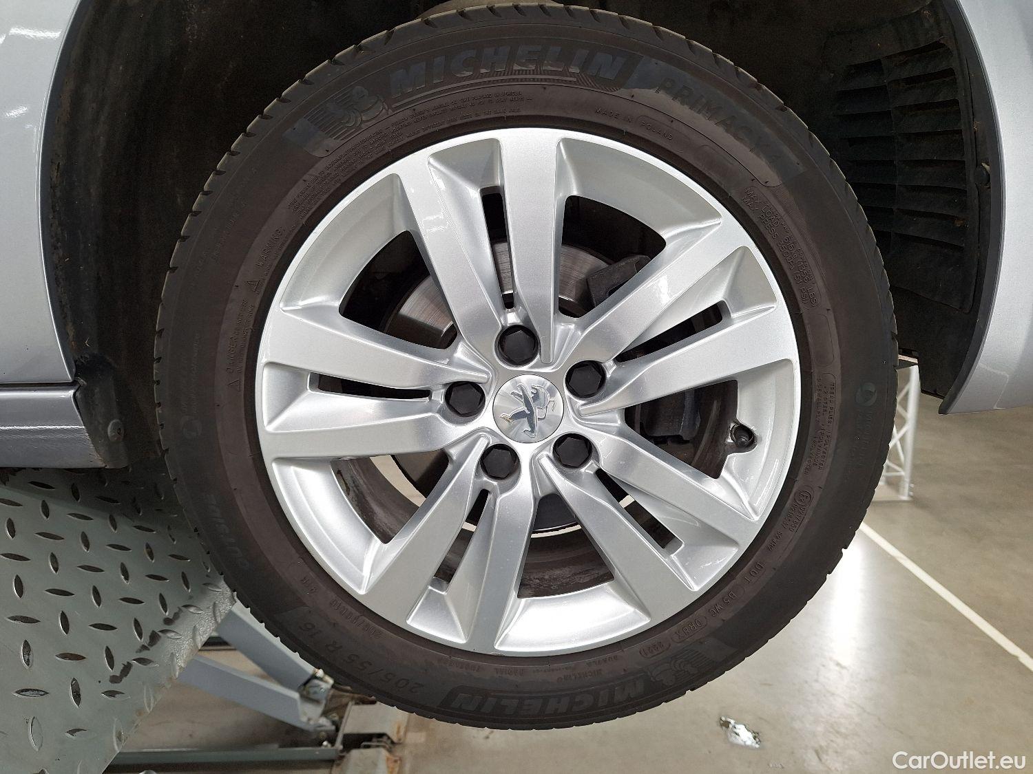  Peugeot  308 Peugeot,  SW FL'17, Peugeot  SW 1.2 PureTech 130 S&S EAT8 Active Pa #1