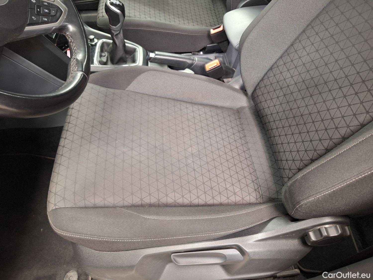  Volkswagen  T-CROSS VW,  '18, Volkswagen  1.0 TSI OPF 70kW Life 5d #15