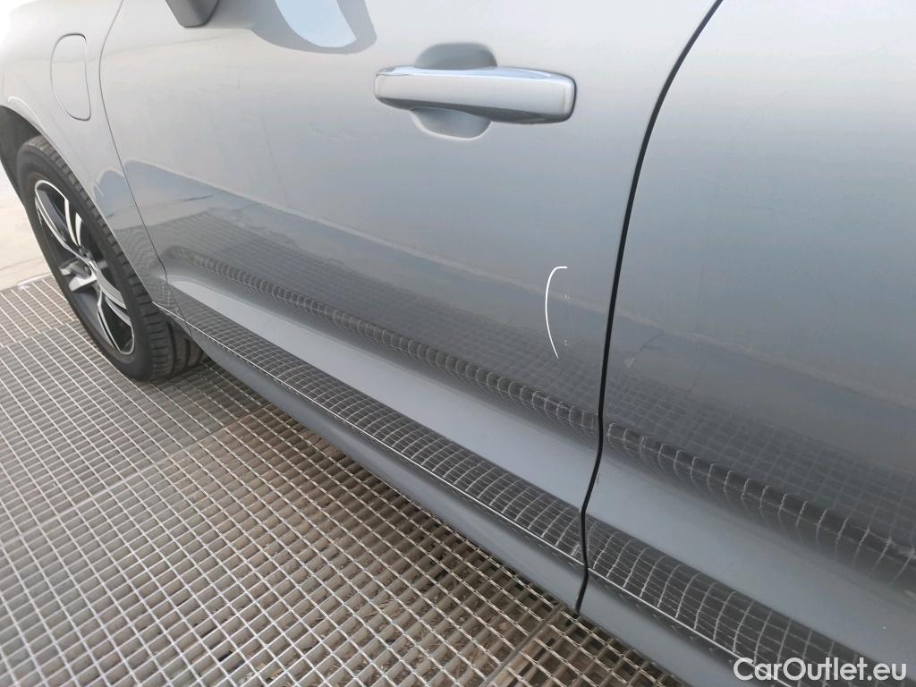  Volvo  XC60  R Design Plug-In Hybrid AWD 2.0 T8 Twin Engine 390CV AT8 E6dT #31
