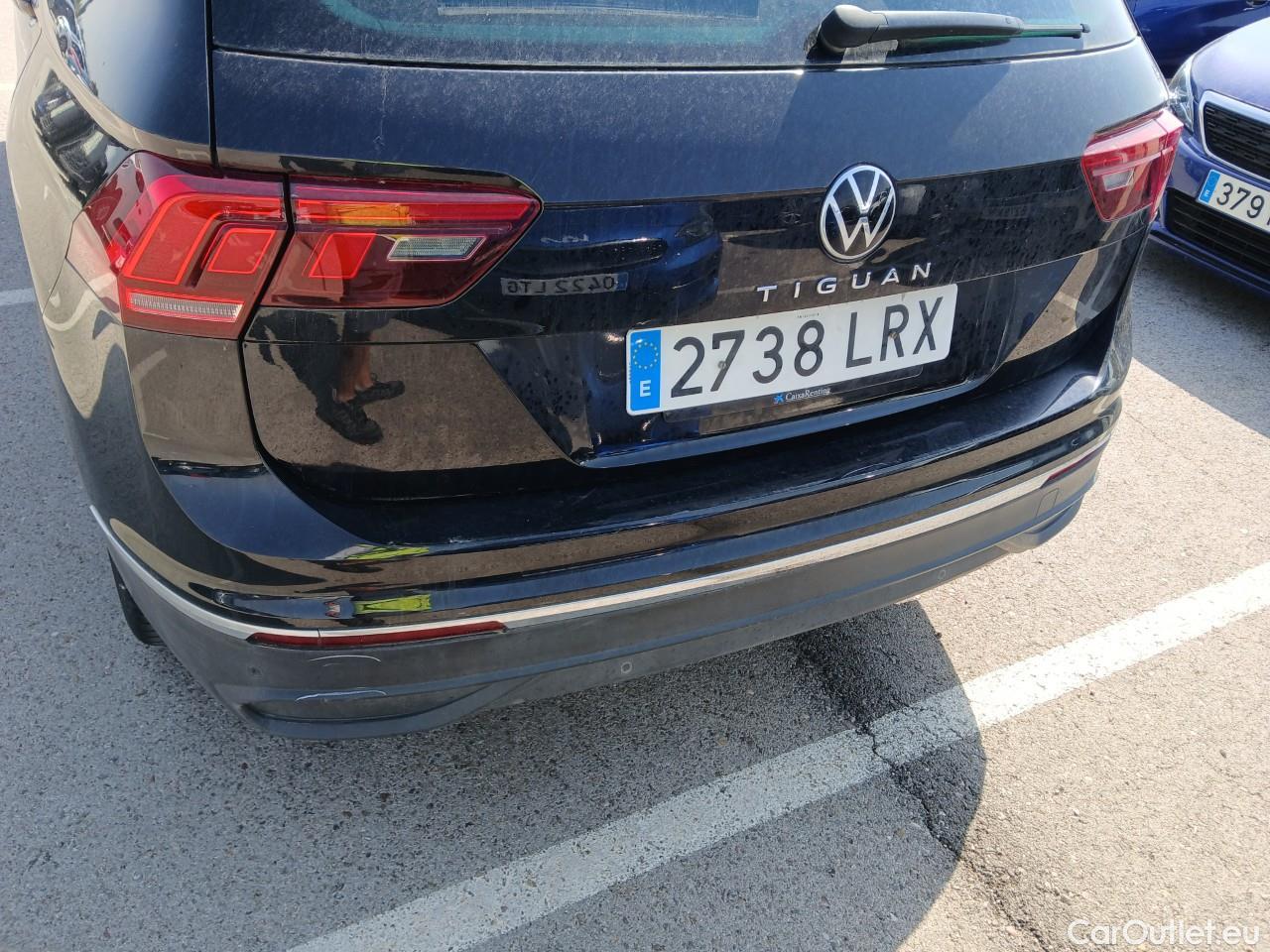 Volkswagen  Tiguan  Life 2.0 TDI 150CV AT7 E6d #16
