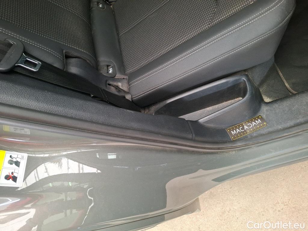  Audi  Q3  35 TDI S line 2.0 TDI 150CV BVA7 E6d #1