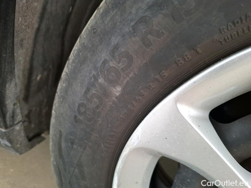  Citroen  C3  Feel Business 1.2 PureTech 80CV BVM5 E6d #8