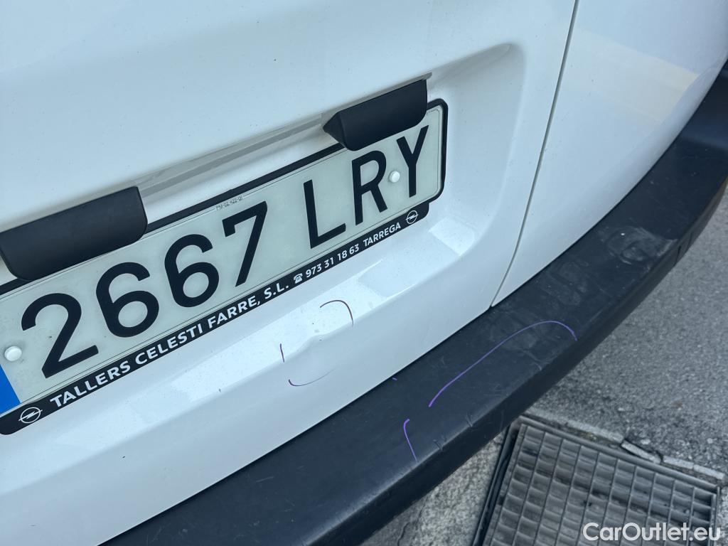  Opel  Vivaro OPEL  / 2019 / 4P / furgón 1.5 Diésel 74kW (100CV) M Std Express #13