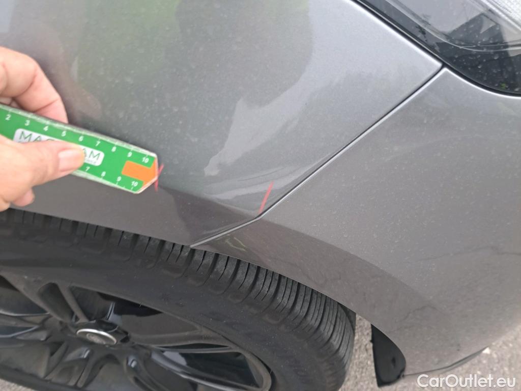  Land Rover  Range Rover LAND ROVER  Velar / 2017 / 5P / todoterreno 2.0 D180 132kW R-Dynamic S 4WD Auto #26