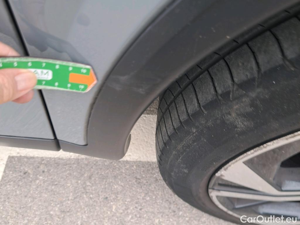  Land Rover  Discovery NISSAN QASHQAI / 2021 / 5P / todoterreno DIG-T 116kW(158CV) mHEV Xtron 4x4 Tekna+ #37