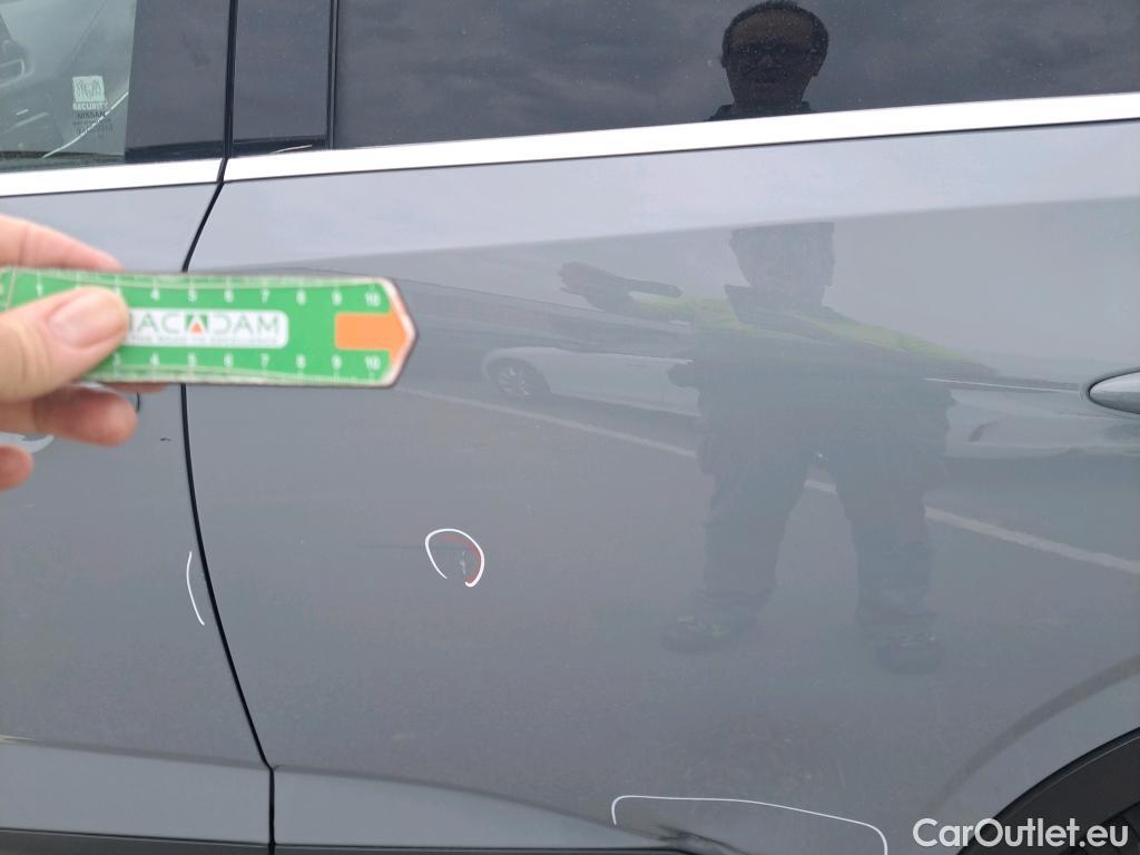  Land Rover  Discovery NISSAN QASHQAI / 2021 / 5P / todoterreno DIG-T 116kW(158CV) mHEV Xtron 4x4 Tekna+ #3