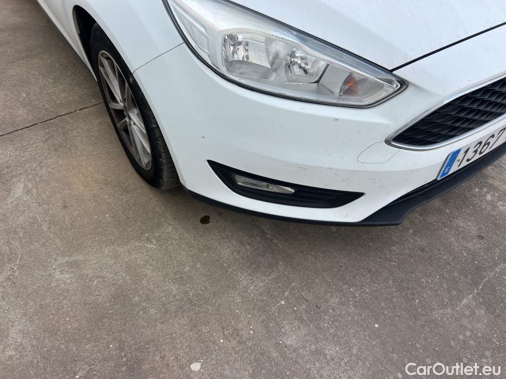  Ford  Focus  Berlina Business 1.5 TDCi 95CV MT6 E6 #7