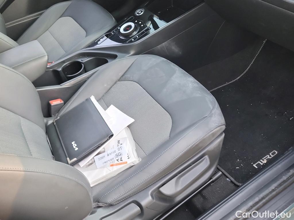  KIA  Niro  Plug-in Hybrid Drive 1.6 AT6 E6d #28