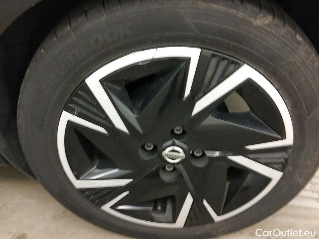  Nissan  Micra NISSAN  / 2017 / 5P / berlina con portón IG-T 68 kW (92 CV) E6D-F Acenta #27