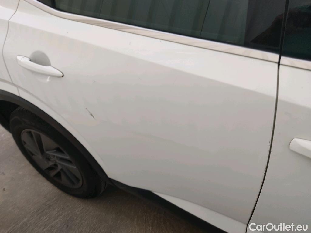  Land Rover  Discovery NISSAN QASHQAI / 2021 / 5P / todoterreno DIG-T 103kW (140CV) mHEV 4x2 Acenta #1