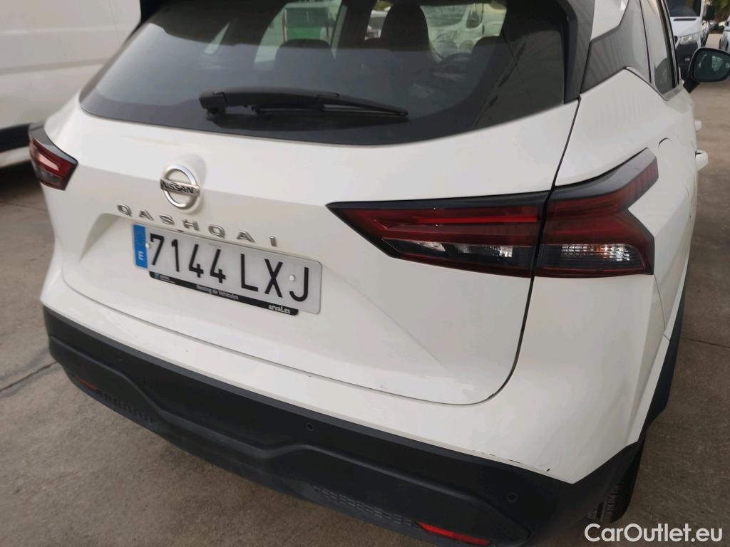  Land Rover  Discovery NISSAN QASHQAI / 2021 / 5P / todoterreno DIG-T 103kW (140CV) mHEV 4x2 Acenta #31