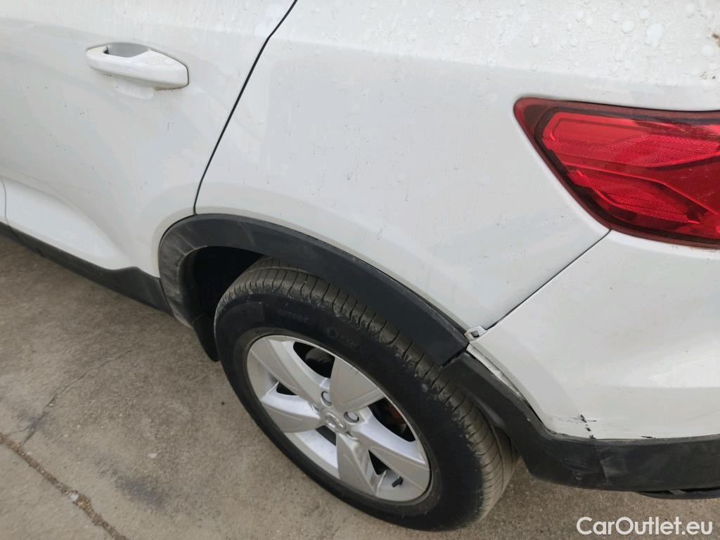  Volvo  XC 40 XC40 2WD 2.0 D3 150CV AT8 E6dT #12
