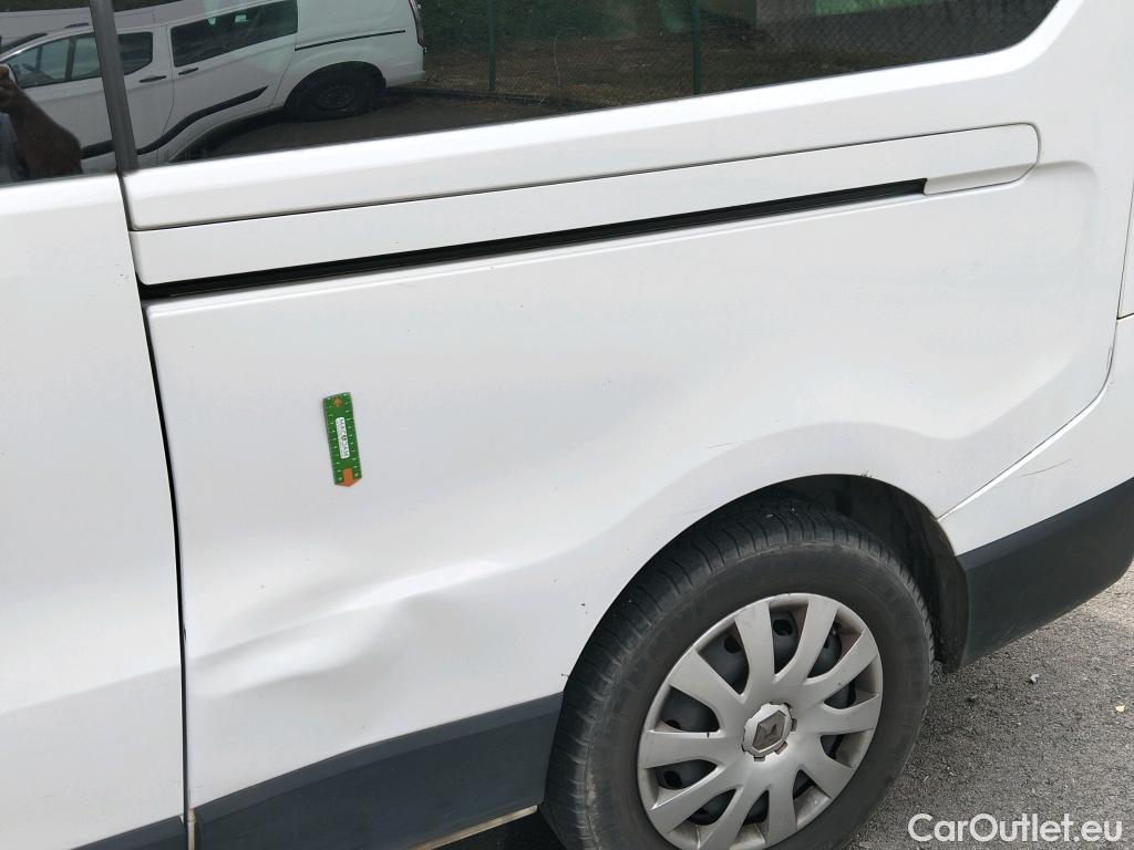  Renault  Trafic RENAULT  / 2014 / 5P / combi Passenger Largo En. dCi 92 kW(125 CV) E6 #1