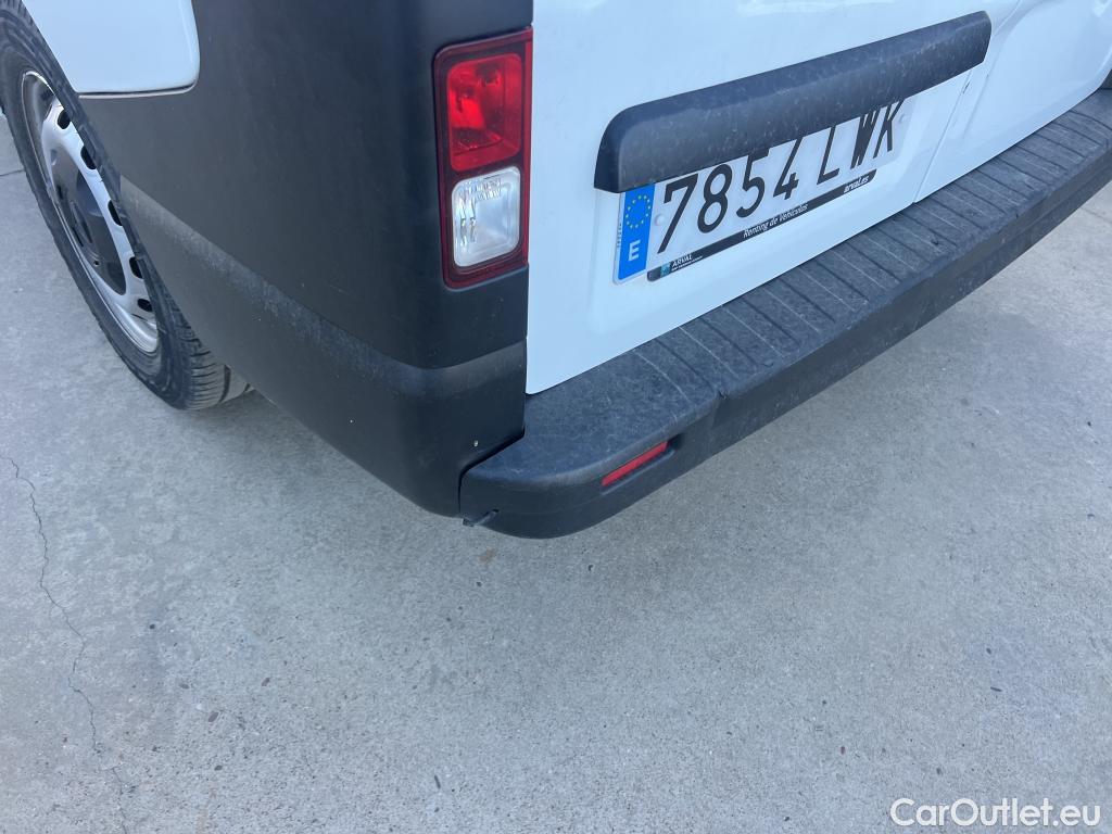  Renault  Trafic RENAULT  / 2021 / 4P / furgón Furgón L2H1 Blue dCi 96 Kw (130 CV) CUA #23