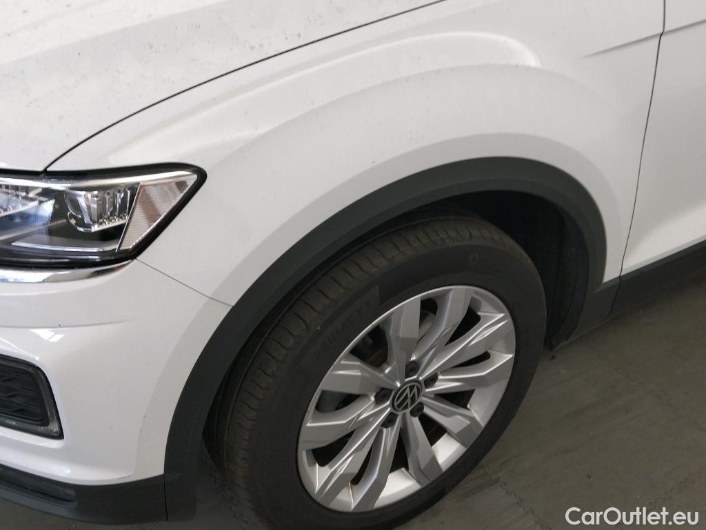  Volkswagen  T-ROC  Advance 2.0 TDI 115CV MT6 E6d #11