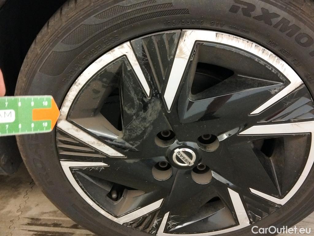  Nissan  Micra NISSAN  / 2017 / 5P / berlina con portón IG-T 68 kW (92 CV) E6D-F Acenta #26