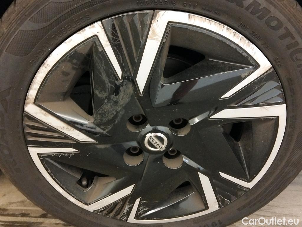  Nissan  Micra NISSAN  / 2017 / 5P / berlina con portón IG-T 68 kW (92 CV) E6D-F Acenta #25