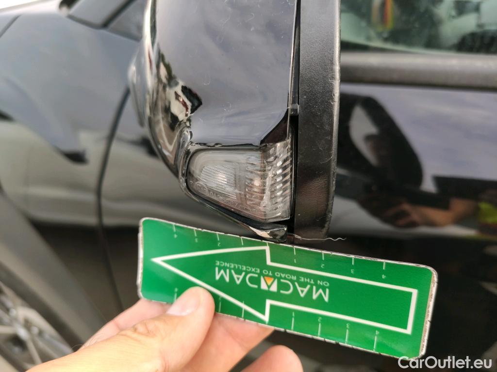  Land Rover  Discovery HYUNDAI Kona / 2020 / 5P / todoterreno 1.6 GDI HEV Maxx DCT #40