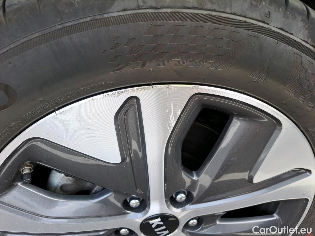  KIA  Niro  e- Drive 205CV #17