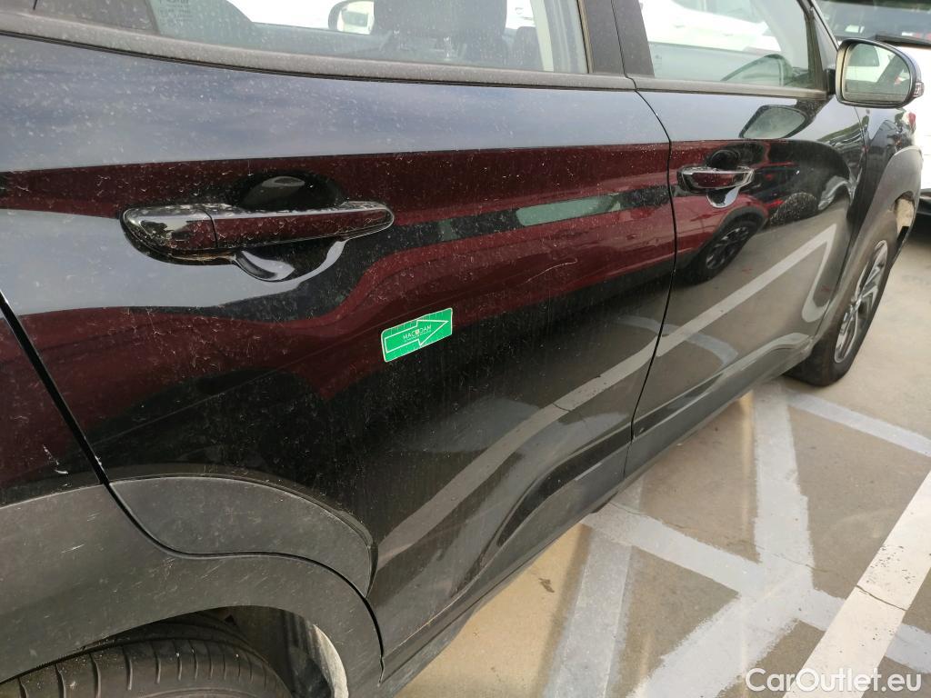 Land Rover  Discovery HYUNDAI Kona / 2020 / 5P / todoterreno 1.6 GDI HEV Maxx DCT #35