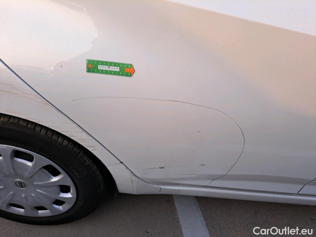  Nissan  Micra NISSAN  / 2017 / 5P / berlina con portón 1.5dCi 66 kW (90 CV) S&S Visia+ #5