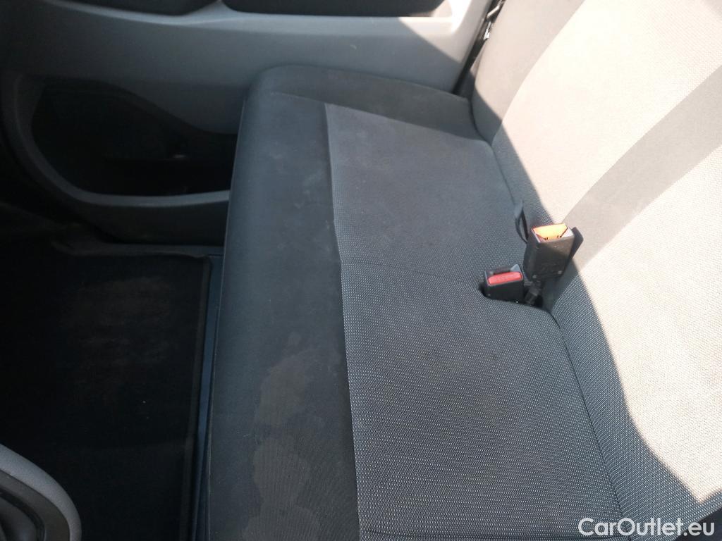  Peugeot  Expert PEUGEOT  / 2016 / 4P / furgón Doble Cab Repl Pro 2.0 BlueHDi 120 Stand #20