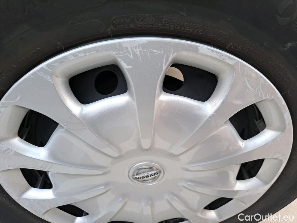  Nissan  Micra NISSAN  / 2017 / 5P / berlina con portón 1.5dCi 66 kW (90 CV) S&S Visia+ #41