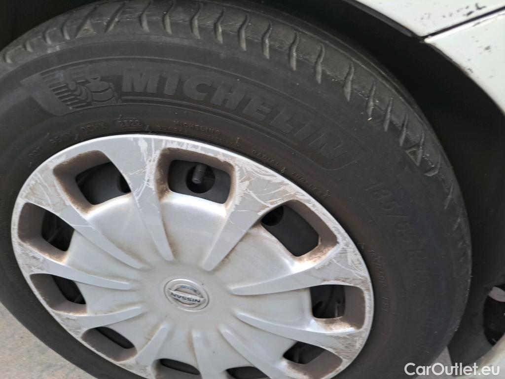  Nissan  Micra NISSAN  / 2017 / 5P / berlina con portón 1.5dCi 66 kW (90 CV) S&S Visia+ #34