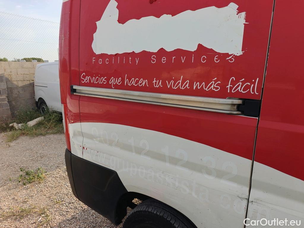  Peugeot  Boxer PEUGEOT  / 2014 / 4P / furgón 330 L1H1 BlueHDi 81KW (110CV) #8