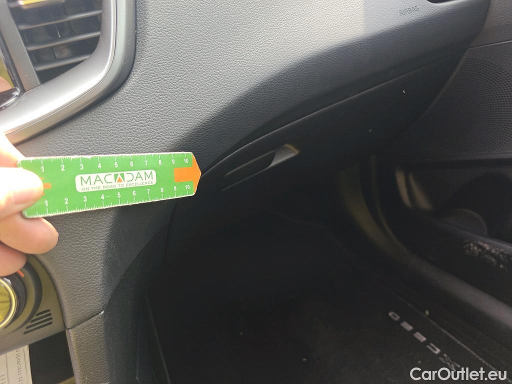  KIA  XCeed KIA  / 2019 / 5P / todoterreno 1.6 MHEV iMT Drive 100kW (136CV) #6