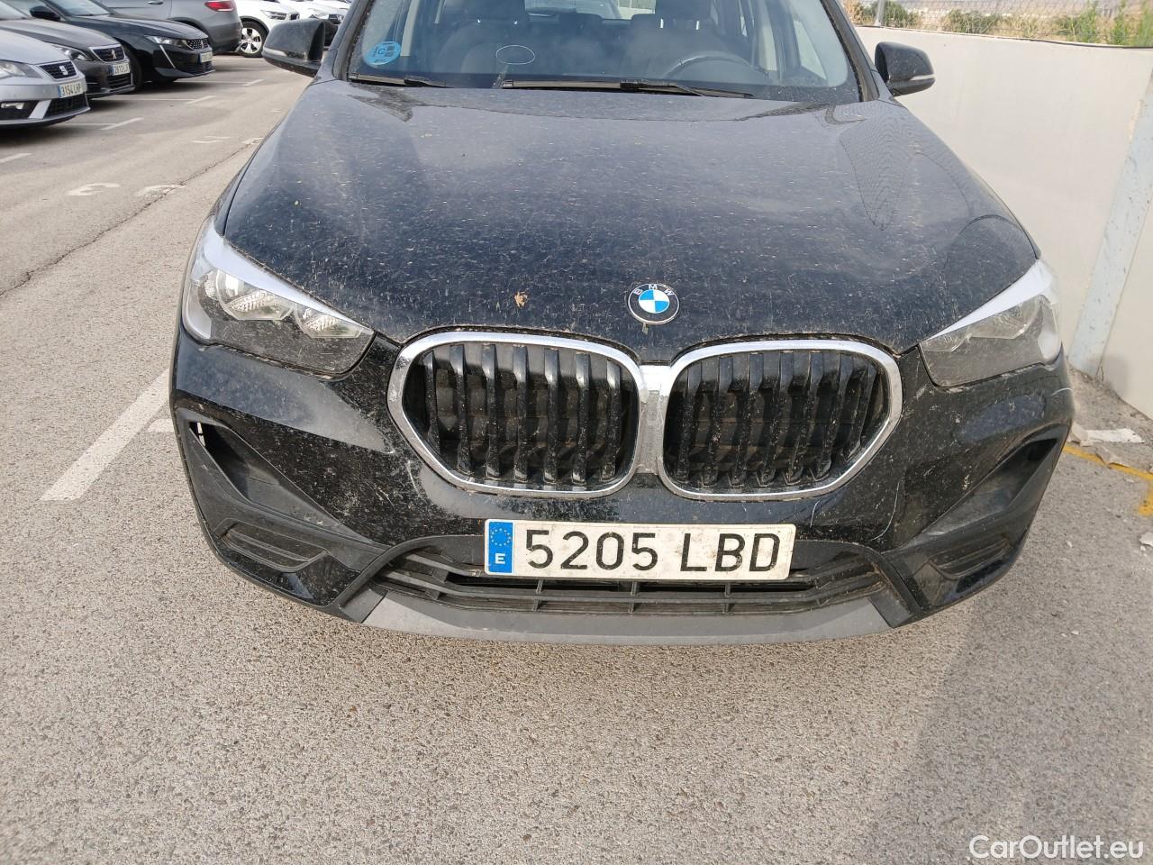  Bmw  X1 BMW  / 2015 / 5P / todoterreno sDrive16d #3