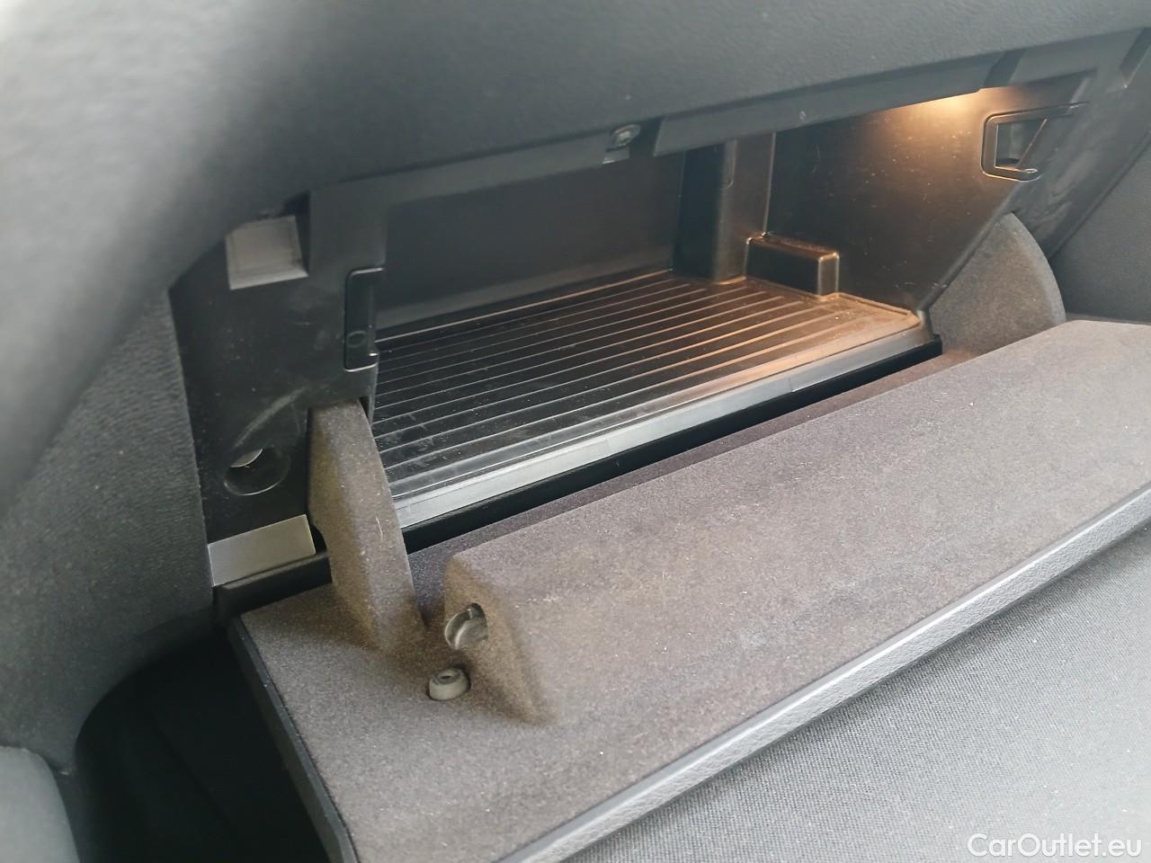  Bmw  X1 BMW  / 2015 / 5P / todoterreno sDrive16d #2