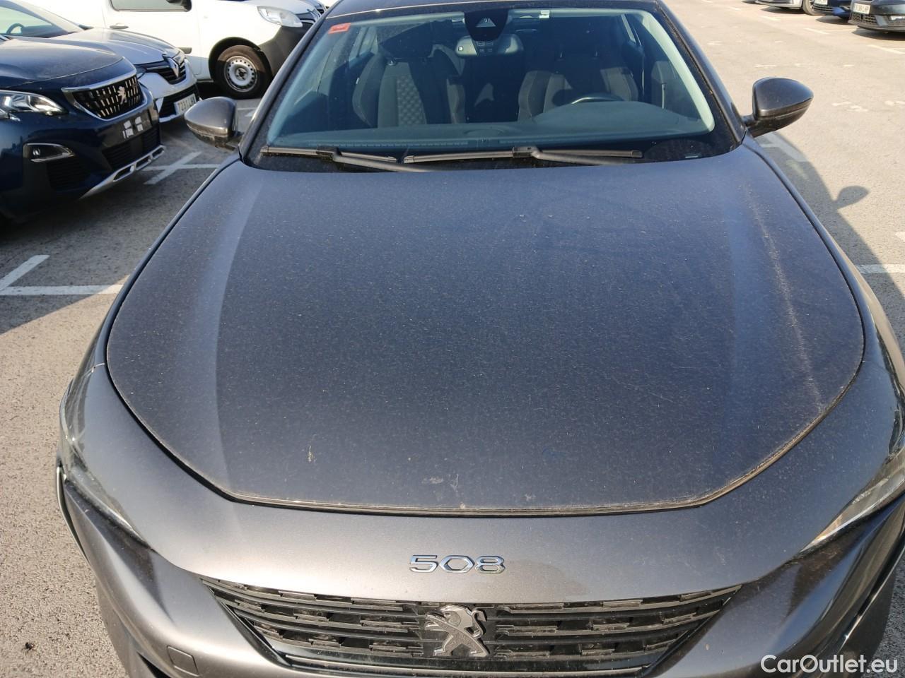  Peugeot  508 PEUGEOT  / 2018 / 5P / berlina con portón 5P Business Line BlueHDi 130 EAT8 (AC) #22